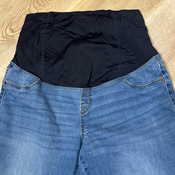 Isabel Maternity by Ingrid & Isabel Denim Jegging size 12 - Picture 4 of 6